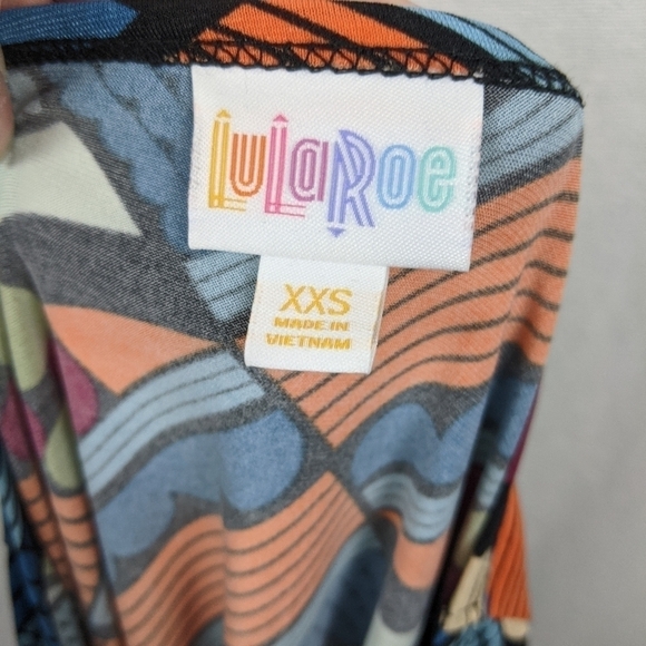Lularoe Irma hi low tunic geometric print XXS oversized short Sleeve - Picture 2 of 4